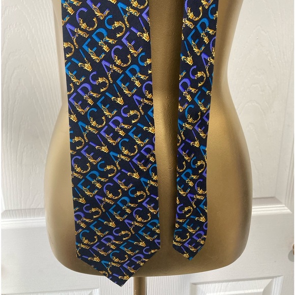 GIANNI VERSACE 100% Italian Silk Tie. NTW. VERSACE ♥️ - Picture 2 of 6